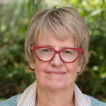 Carolyn Davies